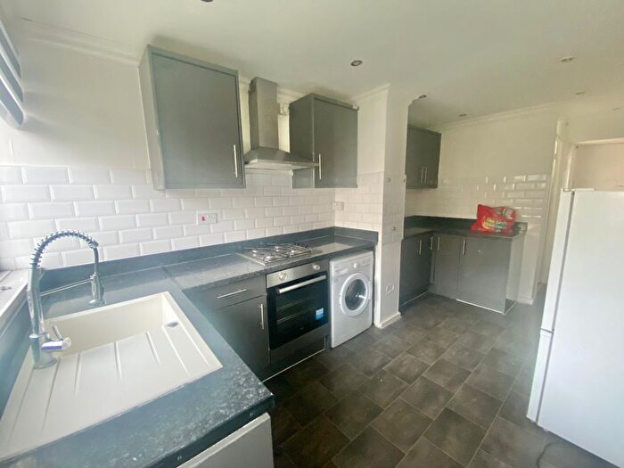 4 Bedroom Property To Rent In Adelaide Road, Tilbury, RM18