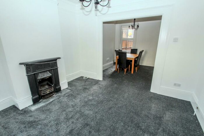 3 Bedroom Terraced House To Rent In Wragby Road, Leytonstone, London, E11