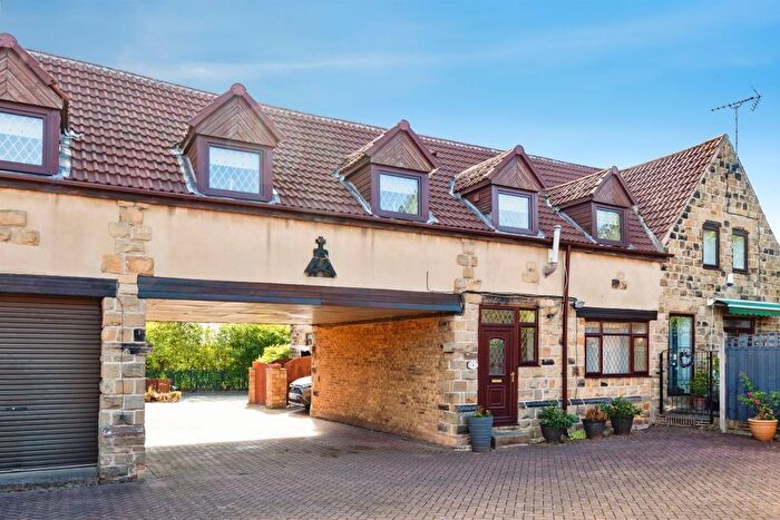 2 Bedroom Semi-Detached House For Sale In Lengdale Court, Rawmarsh, Rotherham, S62