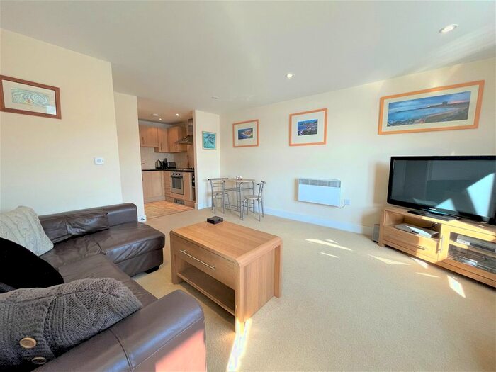 1 Bedroom Flat To Rent In Kings Road, Swansea, SA1