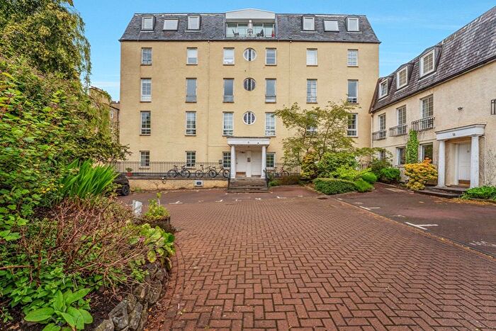 3 Bedroom Flat To Rent In James Square, Caledonian Crescent, Dalry, Edinburgh, EH11