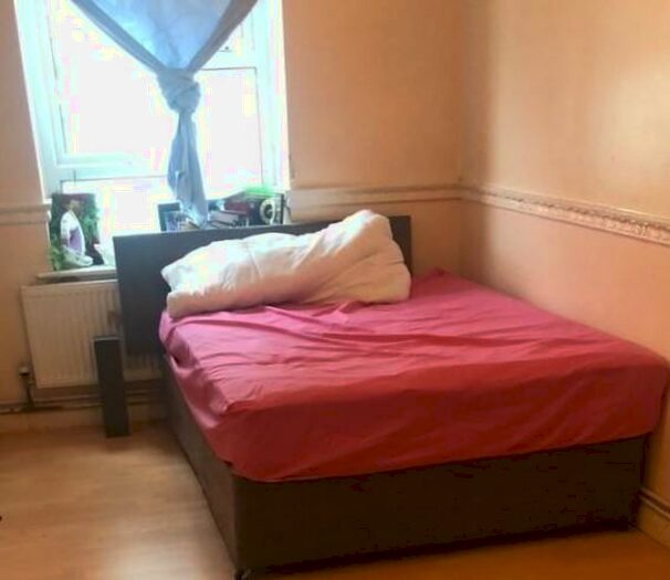 3 Bedroom Flat To Rent In Jones Road, Newham, London, E13