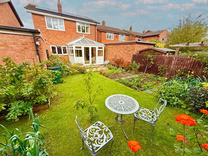 4 Bedroom Detached House For Sale In Rushendon Furlong, Pitstone, LU7