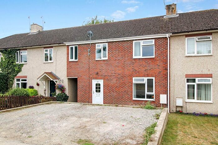 4 Bedroom Terraced House For Sale In Moot Close, Downton, Salisbury, SP5