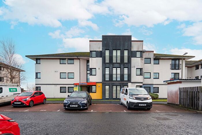 2 Bedroom Flat For Sale In Whiteside Court, Bathgate, EH48