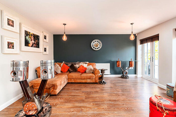 4 Bedroom Detached Bungalow For Sale In Wharf Crescent, Thorne, Doncaster, DN8