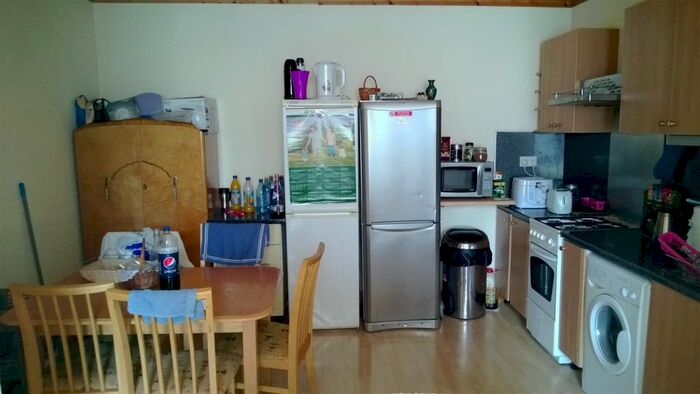 2 Bedroom Flat To Rent In Chatsworth Road, Bournemouth, BH8