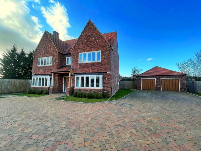 4 Bedroom House To Rent In Kingsland Close, Doddington, March, PE15