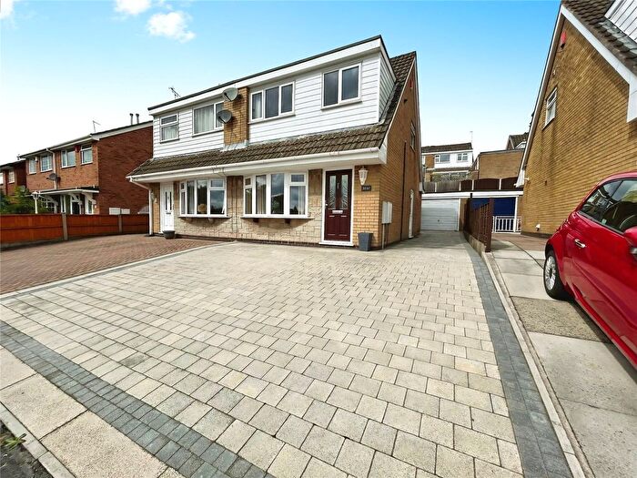 3 Bedroom Semi-detached House For Sale In Lowell Drive, Park Hall, Stoke On Trent, Staffordshire, ST3