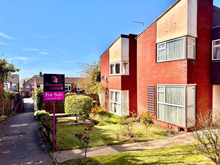 3 Bedroom Terraced House For Sale In Cleanthus Road, Shooters Hill, London, SE18