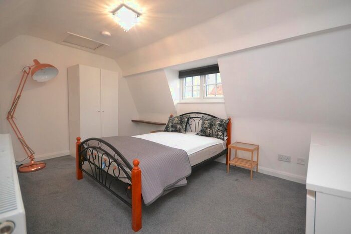 1 Bedroom Flat To Rent In London Street, Reading, RG1