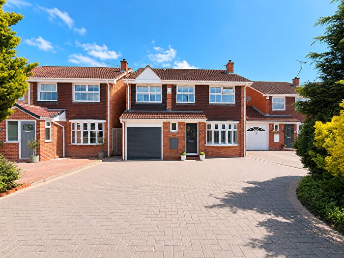 4 Bedroom Detached House For Sale In Harnall Close, Shirley, B90