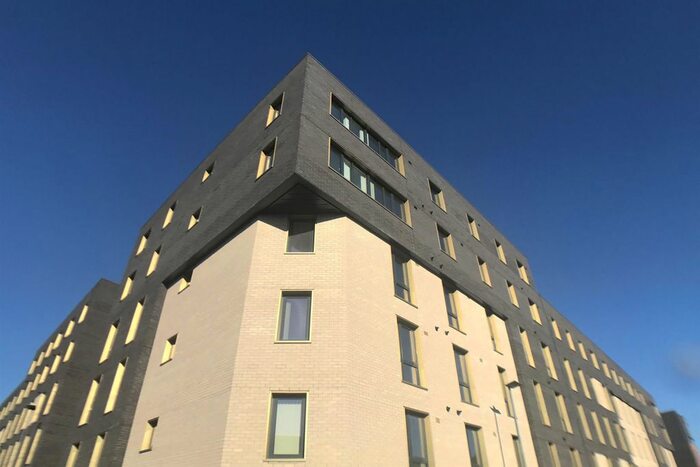 1 Bedroom Flat To Rent In Drapery House, Fabrick Square, Lombard Street, B12