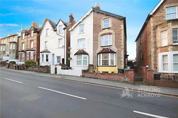1 Bedroom Apartment To Rent In Farnham Road, Guildford, Surrey, GU2