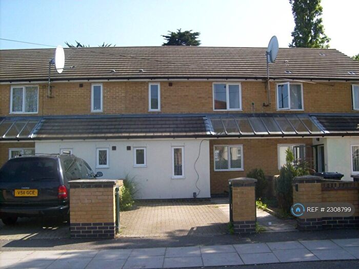 3 Bedroom Terraced House To Rent In Flexmere Road, London, N17