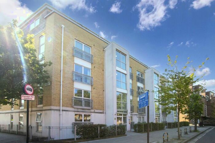 1 Bedroom Flat To Rent In Essex Road, Islington, N1