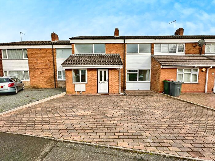 5 Bedroom Terraced House For Sale In Smithmoor Crescent, West Bromwich, B71