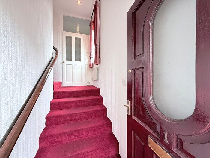 2 Bedroom Flat For Sale In Garden Terrace, Falkirk, FK1