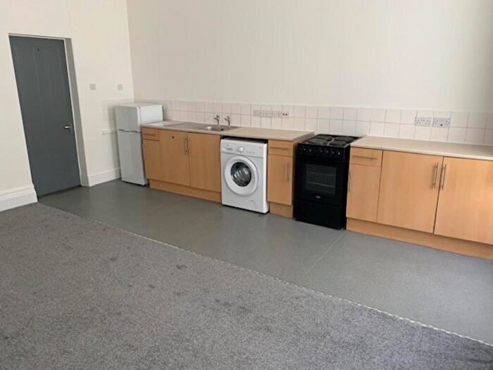 1 Bedroom Flat To Rent In Bedroom Ground Floor Flat, Bridge Street, Derby Centre, DE1