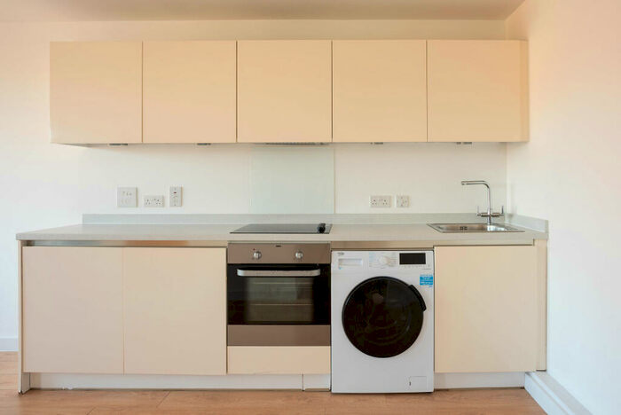 2 Bedroom Flat To Rent In Vida House, Trundleys Road, Deptford, SE8
