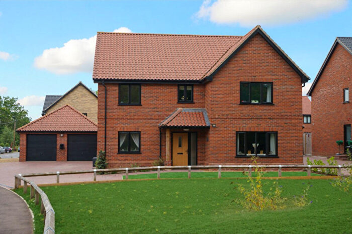4 Bedroom Detached House For Sale In Warrens Lane, Attleborough, NR17