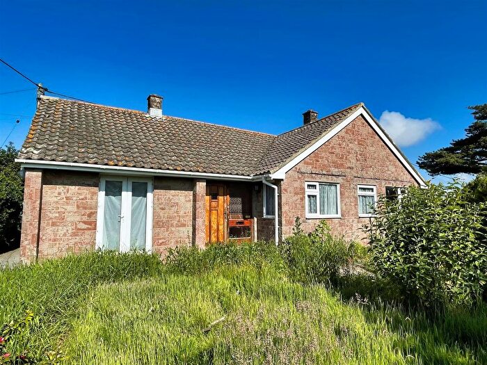 2 Bedroom Detached Bungalow For Sale In The Glebe, Spanners Close, Chale Green, Ventnor, PO38