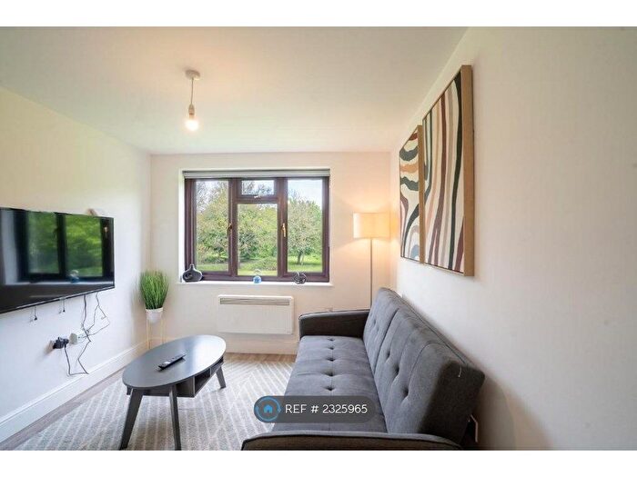 1 Bedroom Flat To Rent In Langland Road, Netherfield, Milton Keynes, MK6