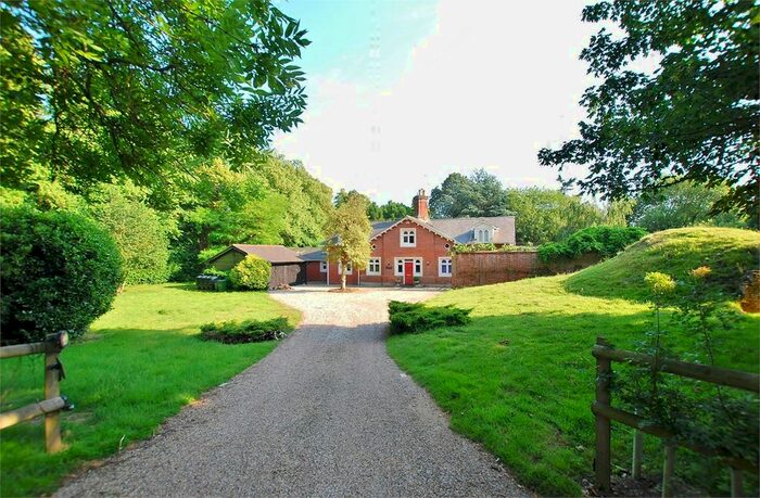 5 Bedroom Detached House For Sale In Stisted, Braintree, CM77