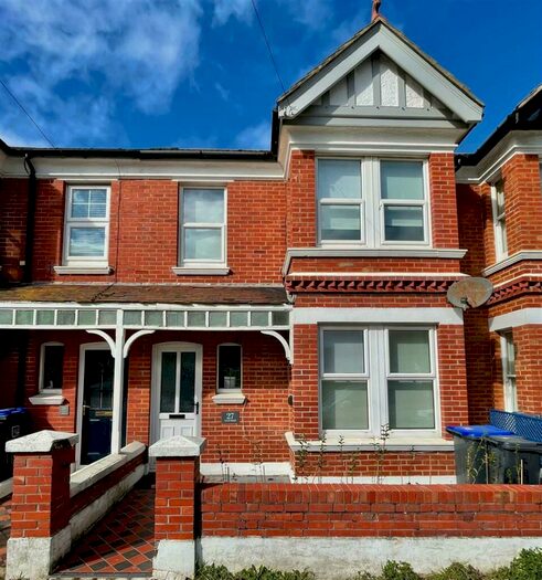 3 Bedroom House To Rent In Cecil Road, Lancing, BN15