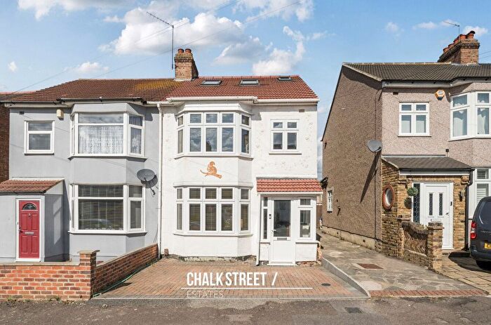 4 Bedroom Semi-Detached House To Rent In Park Crescent, Hornchurch, RM11