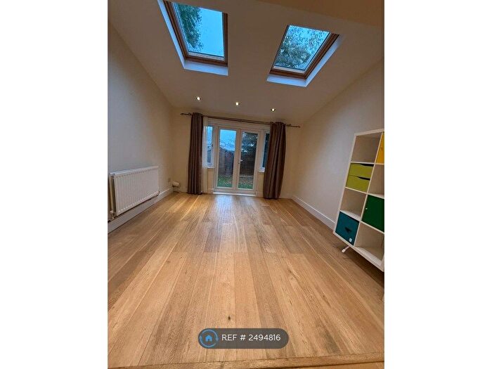 3 Bedroom Terraced House To Rent In Dreadnought Close, London, SW19