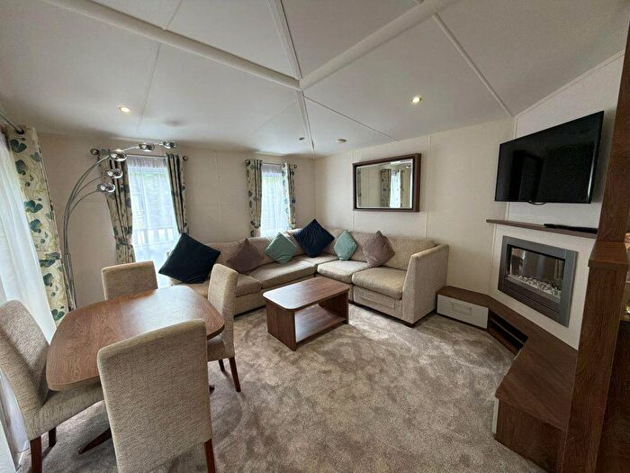 2 Bedroom Caravan For Sale In Hill Of Oaks Caravan And Lodge Park, Lake Road, Windermere, Cumbria, LA23