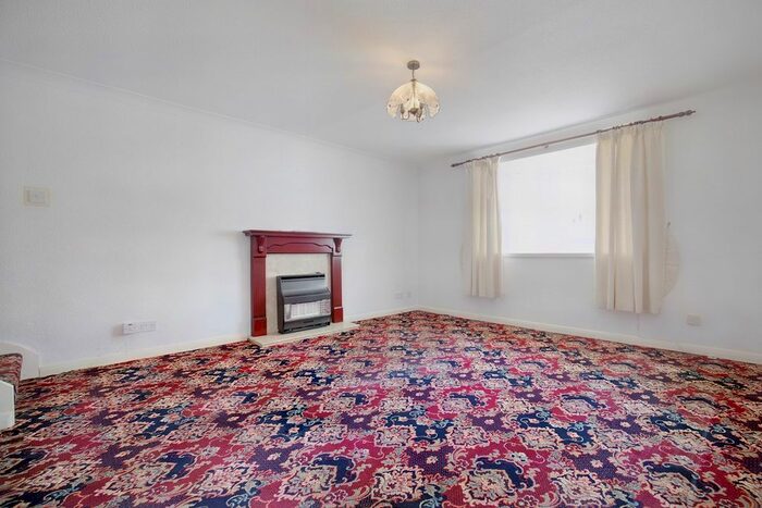 2 Bedroom Semi-Detached House For Sale In Ellerburn Drive, Bridlington, YO16