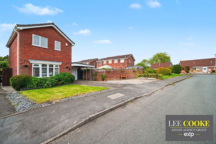 2 Bedroom Detached House For Sale In Green Meadow Road, Coppice Farm, Willenhall, WV12