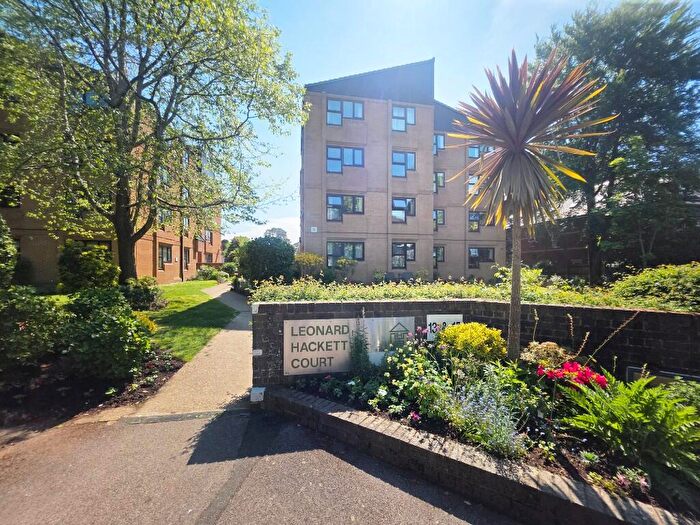 2 Bedroom Retirement Property For Sale In St. Winifreds Road, Bournemouth, Dorset, BH2