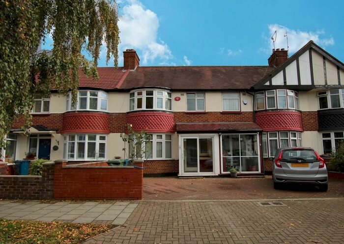 3 Bedroom Terraced House To Rent In Southdown Crescent, Harrow, HA2