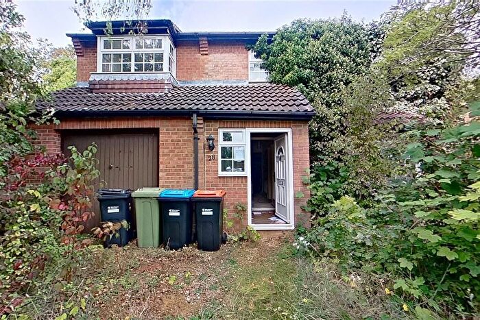 4 Bedroom Detached House For Sale In Stainton Drive, Heelands, Milton Keynes, MK13