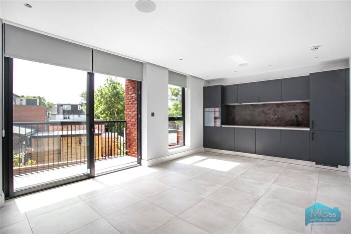 1 Bedroom Apartment To Rent In Squires Lane, Finchley, London, N3