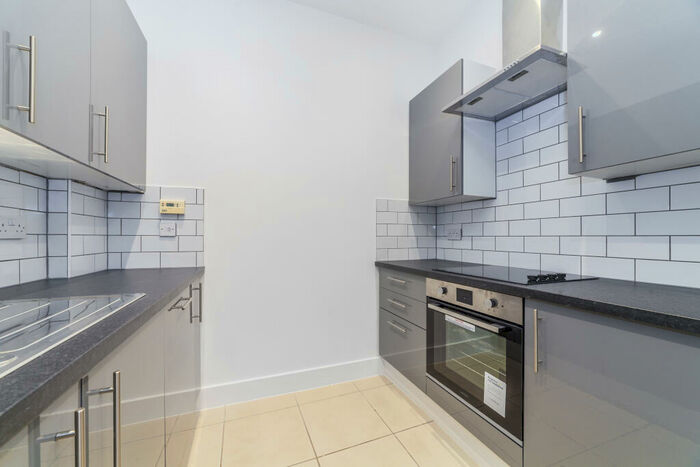 1 Bedroom Apartment To Rent In Manor Gardens, London, N7