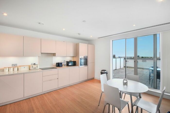 1 Bedroom Flat To Rent In Santina Apartments, Morello, Cherry Orchard Road, Croydon, London, CR0