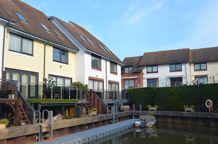 3 Bedroom Town House To Rent In Christchurch, BH23