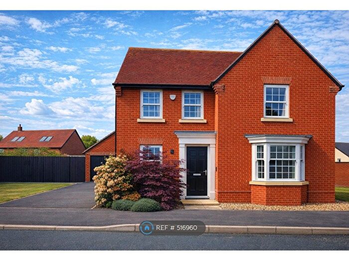 4 Bedroom Detached House To Rent In Threads Lane, Buckingham, MK18