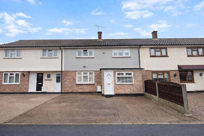 3 Bedroom Terraced House For Sale In Winifred Road, Basildon, SS13