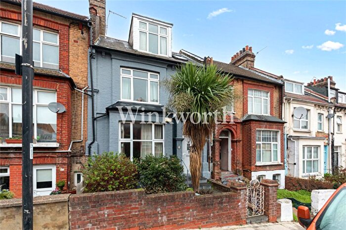 5 Bedroom Terraced House For Sale In Cavendish Road, London, N4