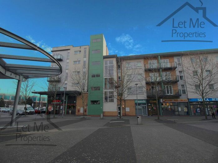 2 Bedroom Flat To Rent In Parkhouse Court, Hatfield, AL10