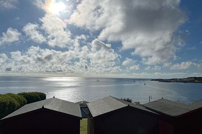 2 Bedroom Flat For Sale In De Moulham Road, Swanage, BH19