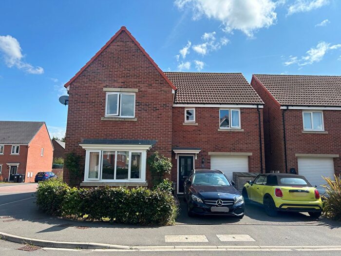 4 Bedroom Detached House To Rent In Heather Court, Harrogate, HG3