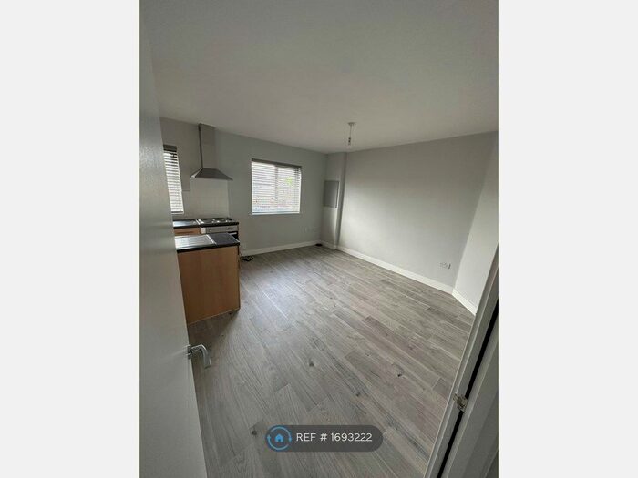 1 Bedroom Flat To Rent In Doncaster, Doncaster, DN7