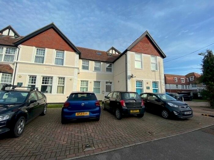 2 Bedroom Flat To Rent In Stocker Road, Bognor Regis, PO21