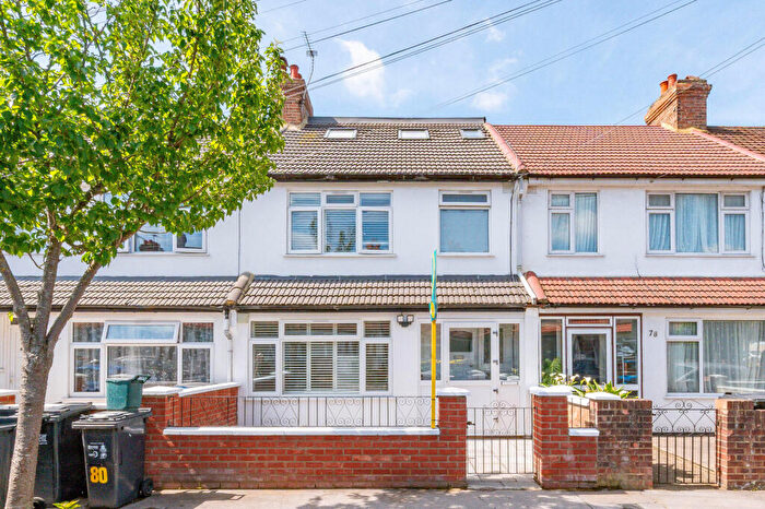 4 Bedroom Terraced House For Sale In Harcourt Road, Croydon, Thornton Heath, CR7